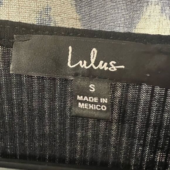 Lulus Black Wrap Tie Crop Top Small​ - Picture 2 of 5